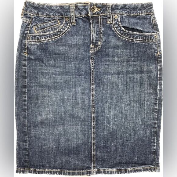 Apt 9 Denim Pencil Skirt SZ 6 5 Pocket Button Zipper Closure Back Slit Indigo - Picture 1 of 8